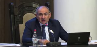 Пашинян объявил о внеплановых визитах в школы и больницы