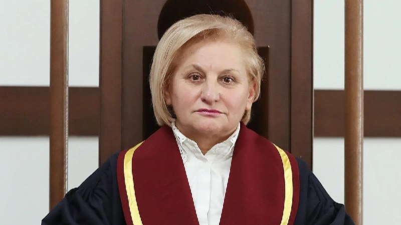 Семь из девяти судей КС Армении рассмотрят спор о результатах выборов