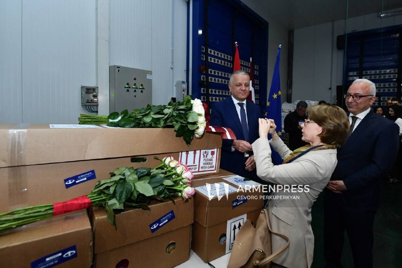 Первая партия роз из Армении отправлена в Латвию